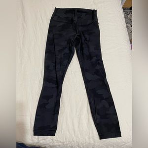 Lululemon Wunder Under HR Tight 25” in Camo